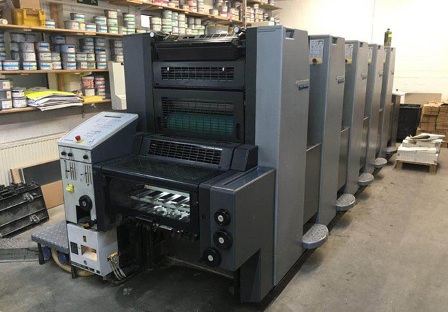 ��(gu��)���±���ɫ�C(j��)�M SM52-5